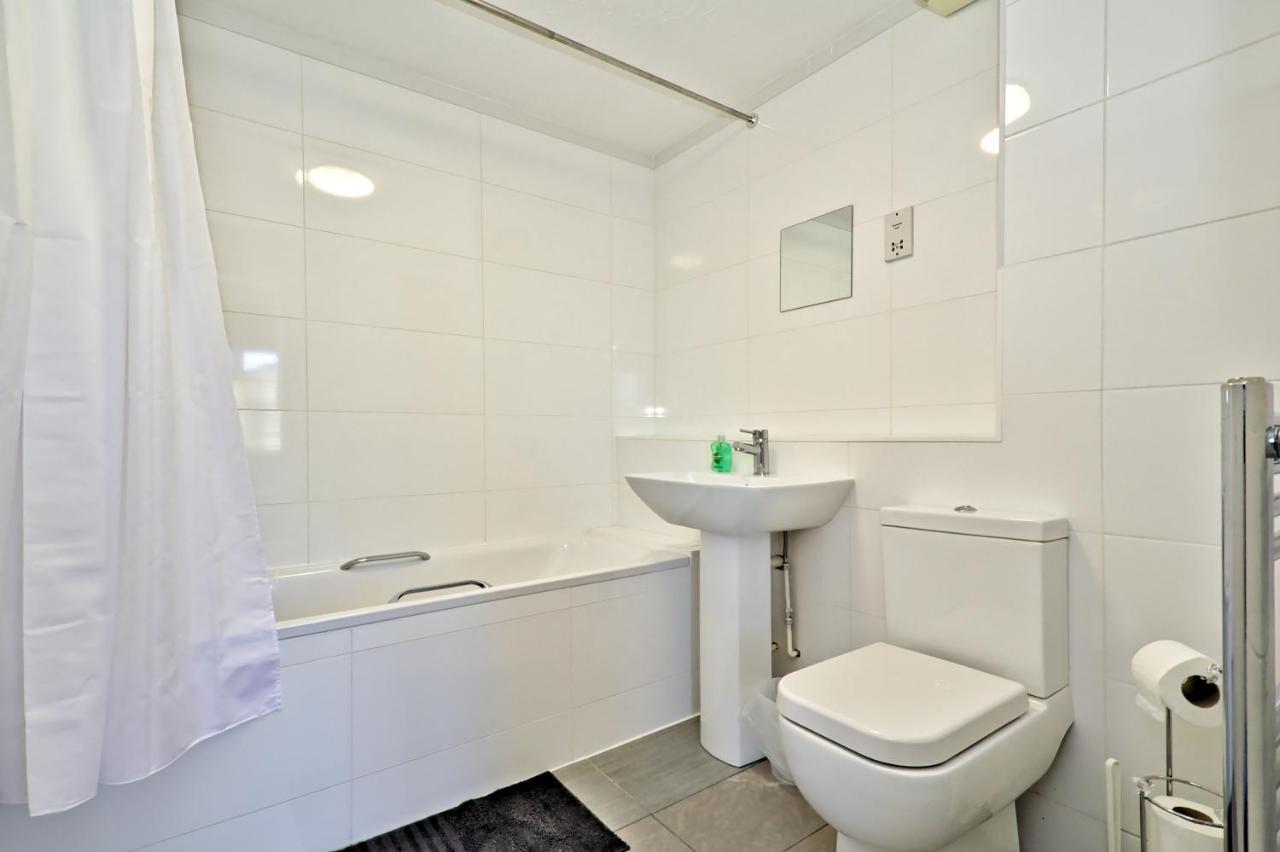 Harlinger Lodge Annexe London Eksteriør billede